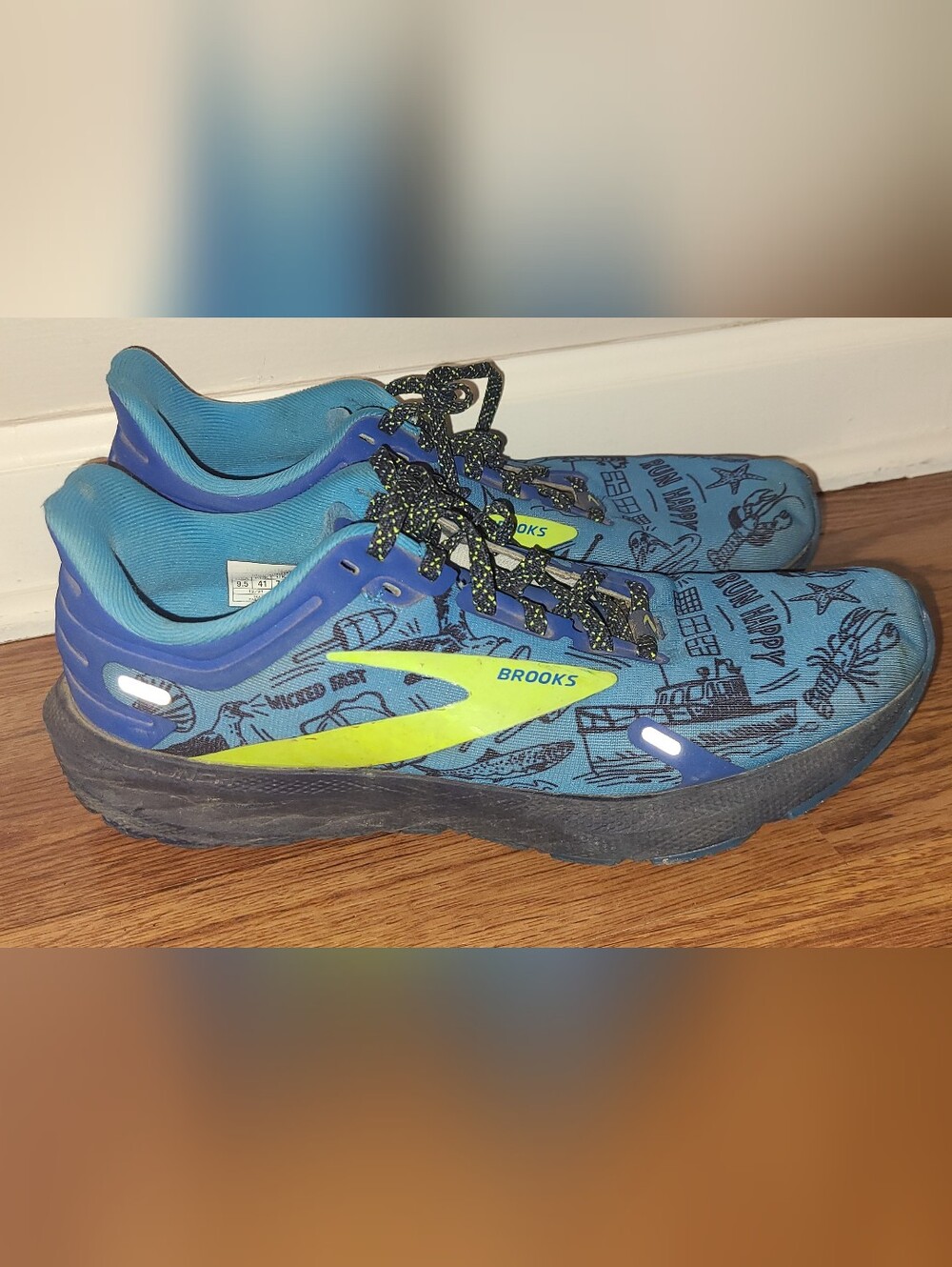 Brooks Lobster Run Happy Blue Shoes with Neon Lime Accent